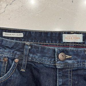 Jack Jones - Clark 36x32